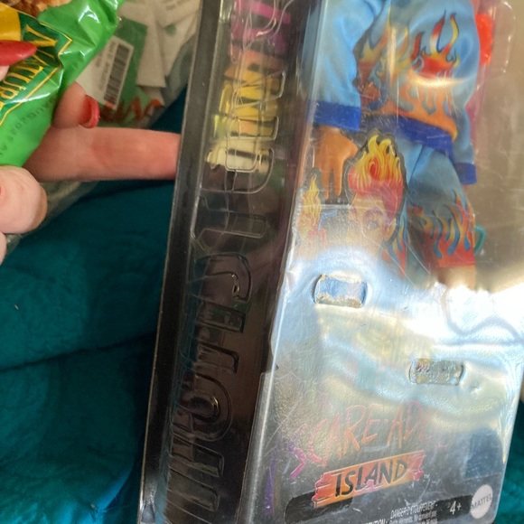 Monster High Heath Burns Boy Male Mattel Barbie Doll New in box! - Picture 3 of 3